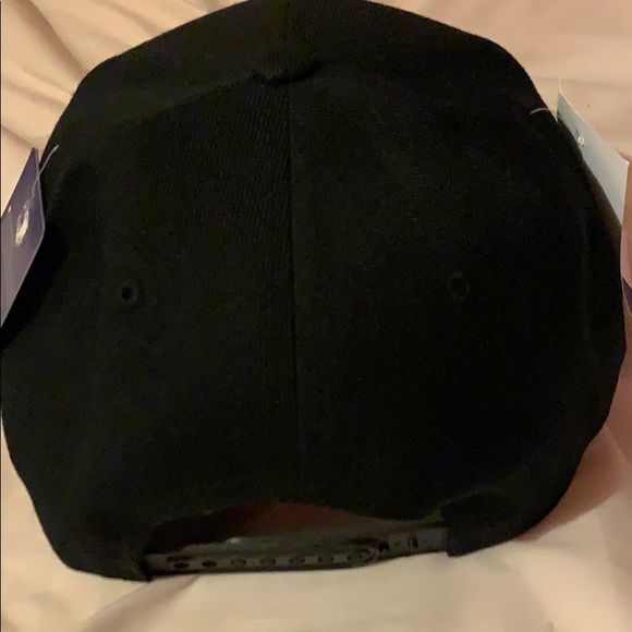 Baseball cap - Picture 2 of 2